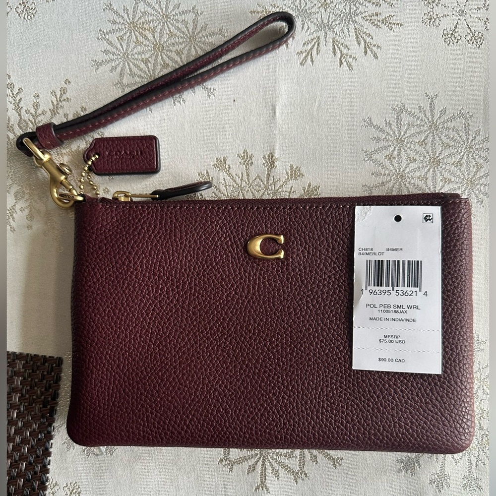 Coach Essential  Wristlet Wallet - Picture 4 of 10